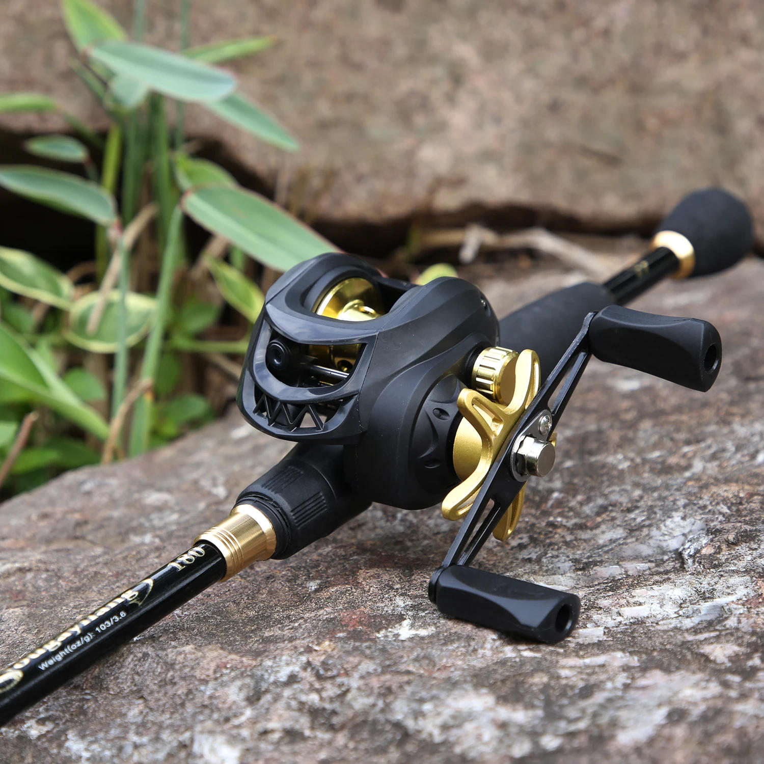 Description Picture 3 of itemSougayilang Casting Fishing Rod Combo High Carbon Telescopic Rod and Baitcasting Reel with Lure Line Max Drag 8kg for Bass Trout