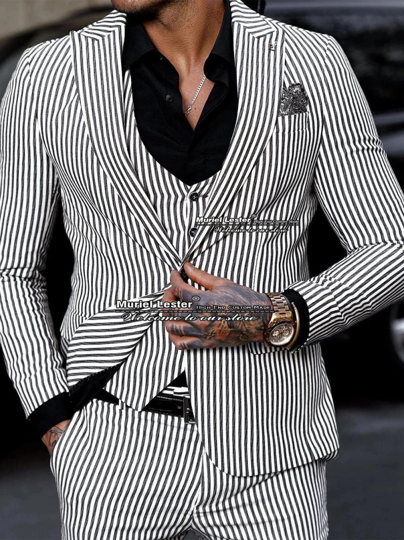 Description Picture 4 of itemMan Fashion White/Black Pinstripe Suits Slim Fit Tailor-Made 3 Pieces Formal Business Grooms Mens Tuxedo Daily Jacket+Vest-Pants