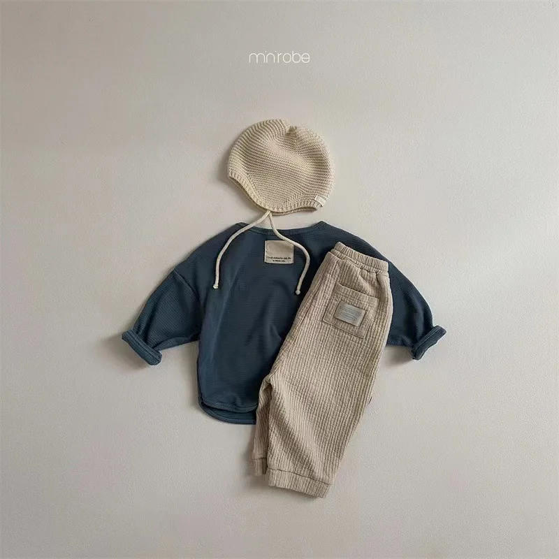 Description Picture 6 of item2025 Spring New Baby Long Sleeve Cotton T Shirts Boys Solid Simple Versatile Tees Infant Girls Loose Casual Tops Toddler Clothes