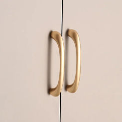 Zinc Alloy Modern Gold Handles Kitchen Door Cabinet Pulls Solid Drawer Knobs Fashion Furniture Handle Hardware