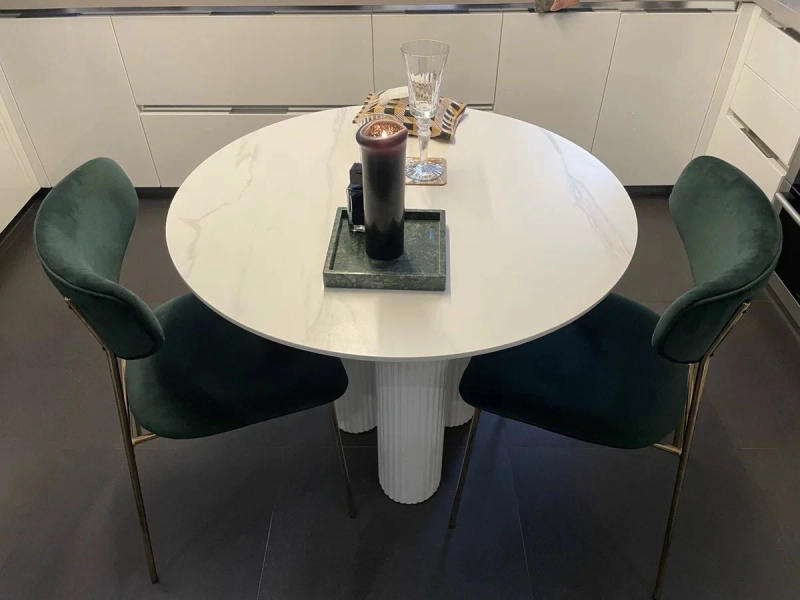 Description Picture 4 of itemNordic Slate Dining Tables Light Luxury Round Table Small Apartment Home Living Room Dining Table Designer Dining Room Furniture