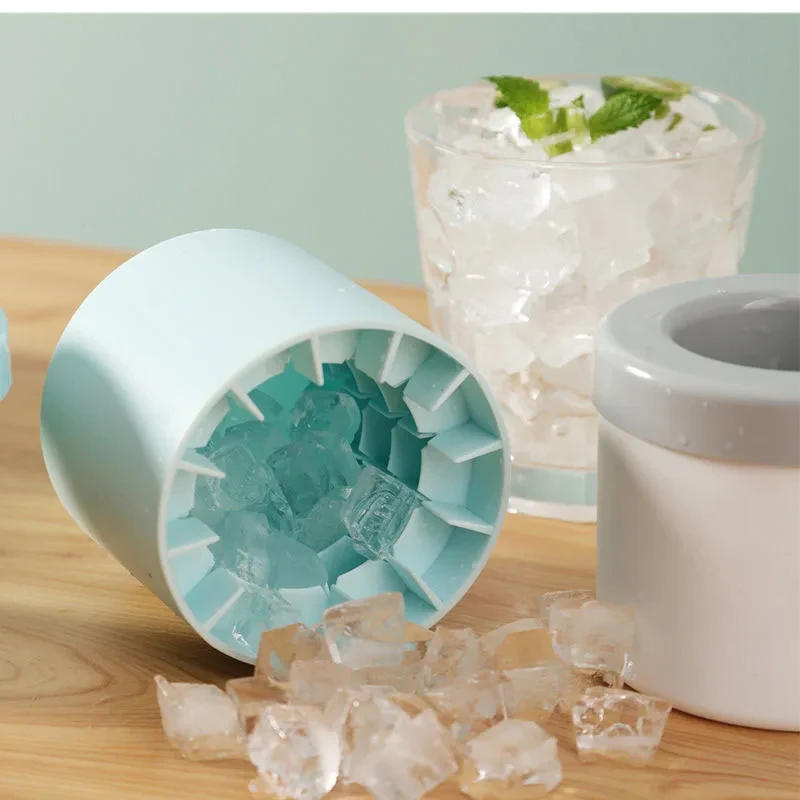 Description Picture 3 of itemIce Cream Mini Silicone Ice Cube Mold Round Bucket  Storage Box Household DIY Refrigerator Freeze Ice Maker Creative Tools