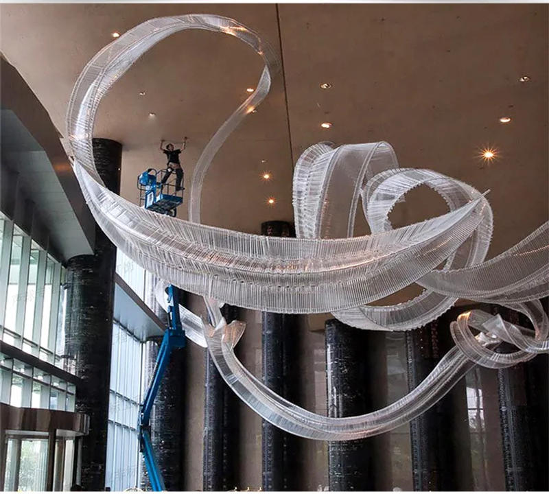 Description Picture 5 of itemCustomized Glass Crystal Chandelier Hotel Lobby Modern Art Color Glass Chandelier Irregular Decoration Creative Chandeliers