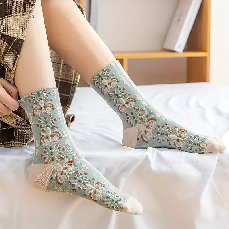 Description Picture 5 of item5 Pairs of Retro Three-dimensional Relief Socks, WOMEN'S Medium Length Socks, Slim and Cute in Summer, Forest Style and Artistic
