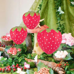 3Pcs/Set  Sweet 3D Strawberry Paper Lanterns Garden Hanging Ornament Background for Birthday Baby Shower Party Favors Decoration