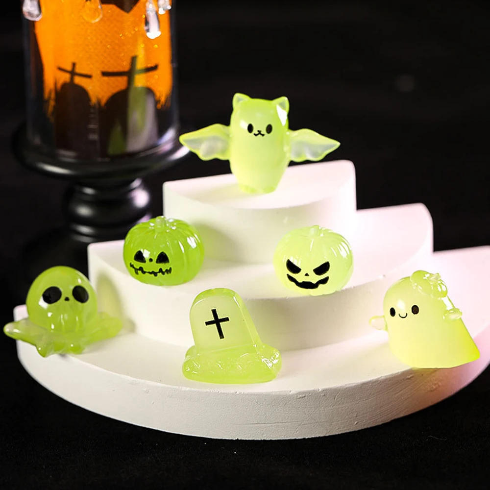 Description Picture 5 of itemLuminous Micro Landscape Halloween Pumpkin Ghost Ornaments DIY Kit Resin Decoration Outdoor Patio Lawn Yard Garden Accessories