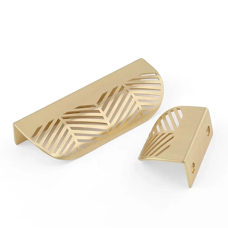 Description Picture 3 of itemGold Black Leaf Shape Furniture Kitchen Handles Dresser Shoe Cabinet Door Knob Handle for Cupboard Drawer Pulls Vintage European