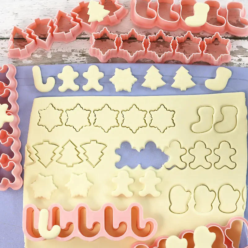 Description Picture 4 of itemMini Christmas Cookie Cutters Stamp Xmas Tree Gingerbread Man Pattern Biscuit Embosser Mould Cake Fondant Baking Decorating Tool