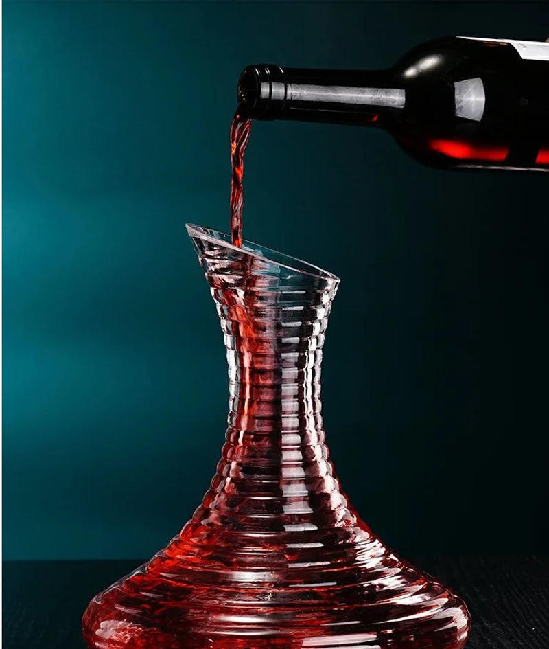 Description Picture 5 of itemHandmade Crystal Decanter, Bottle Jug, Pourer, Aerator for Family Bar, Red Wine Brandy Champagne Glasses, 1700ml
