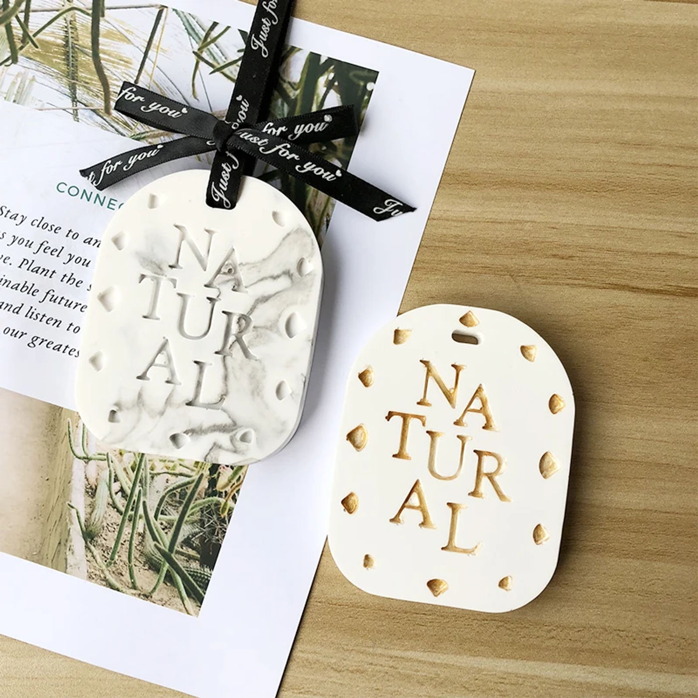 Slide b14102d6b9f94a608b4fc54e094662a1