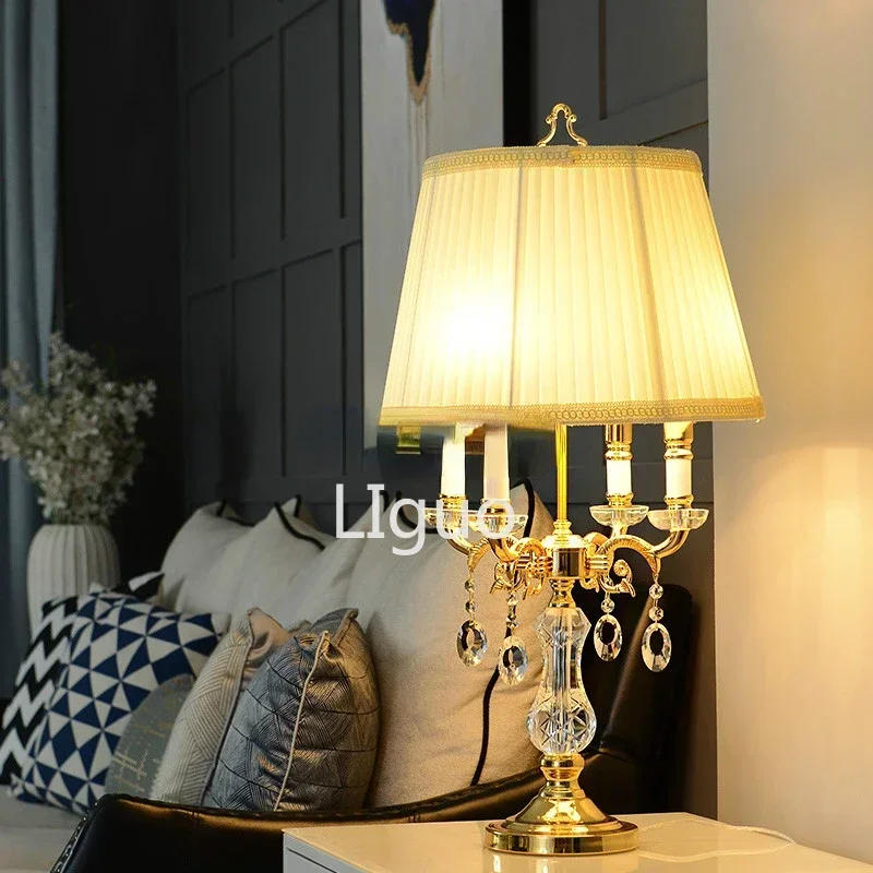 Description Picture 6 of itemEuropean Modern Newly D40cm H75cm LED Golden Alloy Crystal Table Light Desk Light Wedding Candelabra for Table Lamp AC Lighting