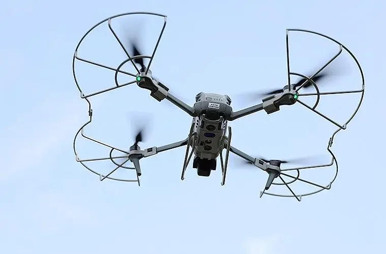 Description Picture 2 of itemUltra-Light Propeller Guard for DJI Air 3/Air 3S Blade Props Protector Quick Release Wing Fan Cage Cover Drones Accessories