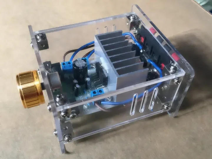 Description Picture 4 of itemThree-Sided Nut Square Fixed Block Square Corner Lock Nut M3 Six-Sided Thread Plate Link Block Screws for Fixing Acrylic Box