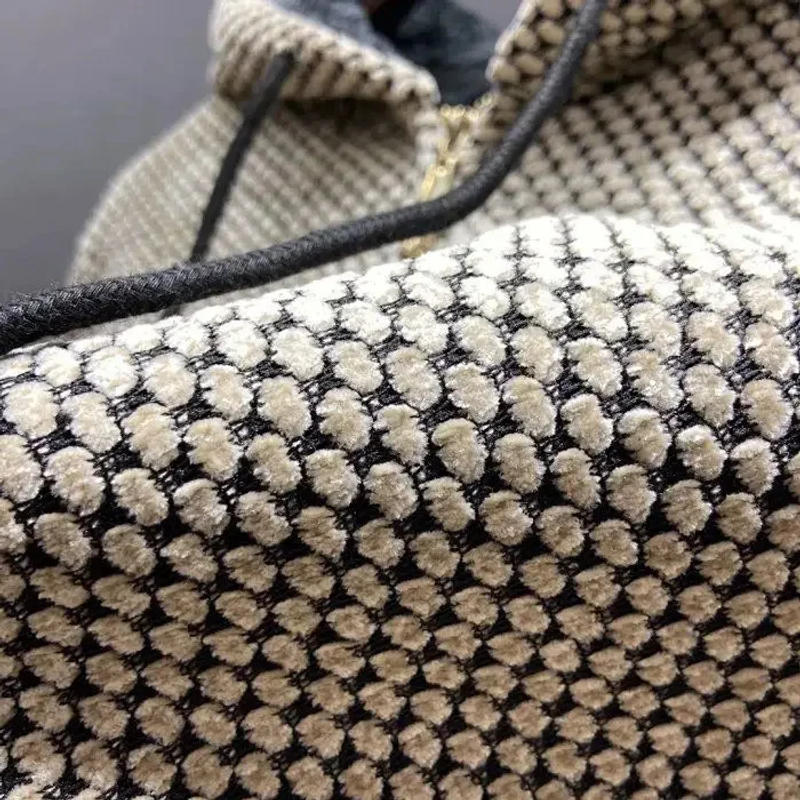 Description Picture 3 of itemMens Cardigan Winter Clothes Men's Autumn and Fleece Thickened Warm Hooded Sweater Pineapple Texture Men