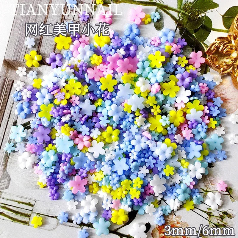 Description Picture 2 of item100pcs Japanese White Small Flower Nail Art Charms 3D Resin 5Petal Rhinestones Nail Decorations Kawaii Accessories Manicure DIY
