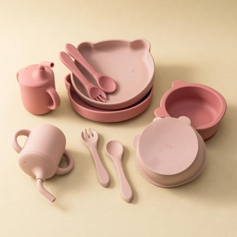 Description Picture 4 of item5PCS Silicone Baby Tableware Sets Pure Color Utensils Portable Sippy Cup Cartoon Bear Shape Plate Bowl Feeding Sets For Baby