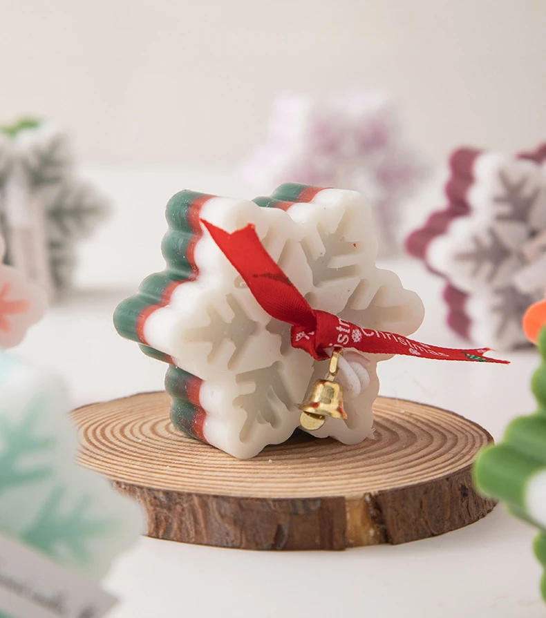 Description Picture 2 of itemChristmas Snowflake Candle Mold DIY Gypsum Dropping Glue Aromatherapy Resin Handmade Soap Mold Home Holiday Gift Baking Tool