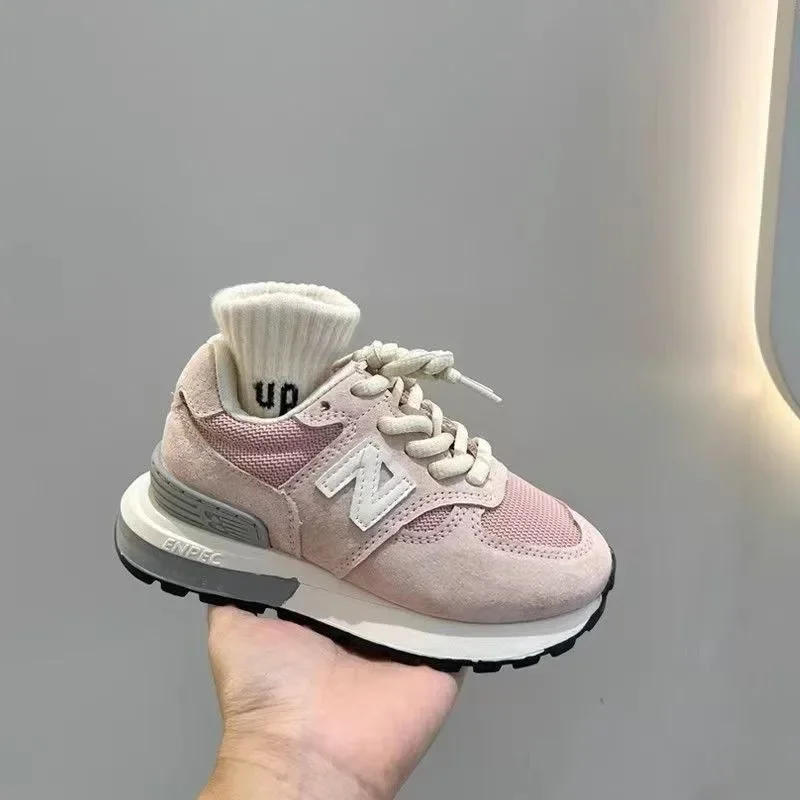 Description Picture 6 of itemChildren's Fashion Soft Sole Casual Sneakers Boys Girls Trend Running Shoes Kids Shoes Children Outdoor Sport Shoes