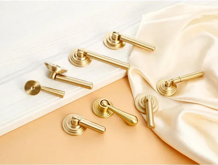 Description Picture 5 of itemGold brushed cabinet door Brass handle Furniture hardware clothing cabinet pure copper handle Cabinet door window accessories