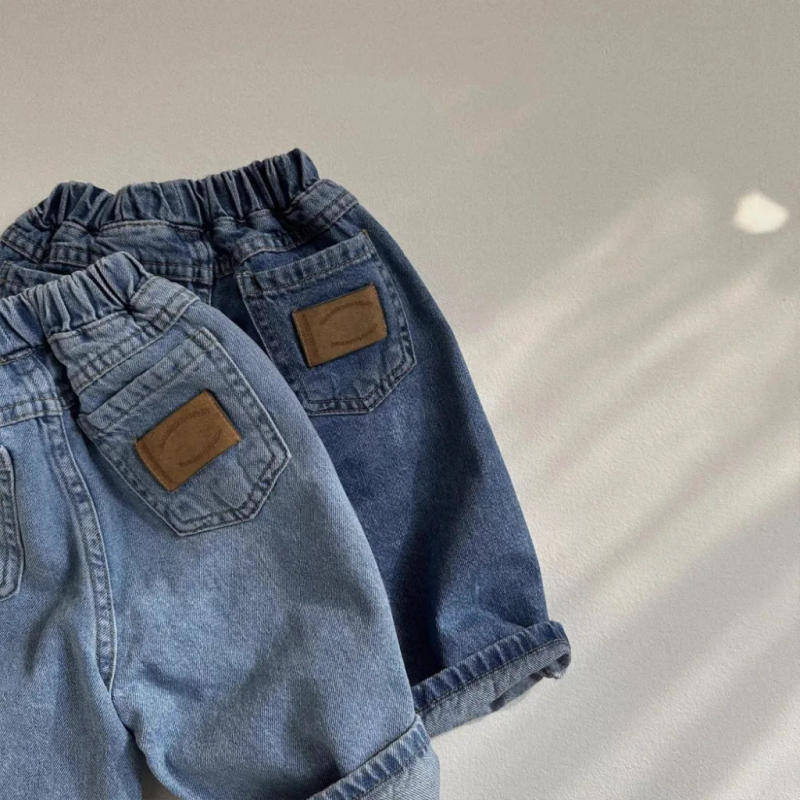 Description Picture 4 of item2024 Spring Autumn Boy Girl Children Retro Loose Jeans Baby Casual Denim Pants Solid Kid Pockets Cotton Trousers Infant Clothes