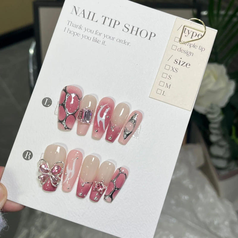 Description Picture 5 of item10pcs Handmade Y2k black Press On Nails Pink Heart Design Reusable Fake Nails Artificial Manicure Wearable False Nails For Girls