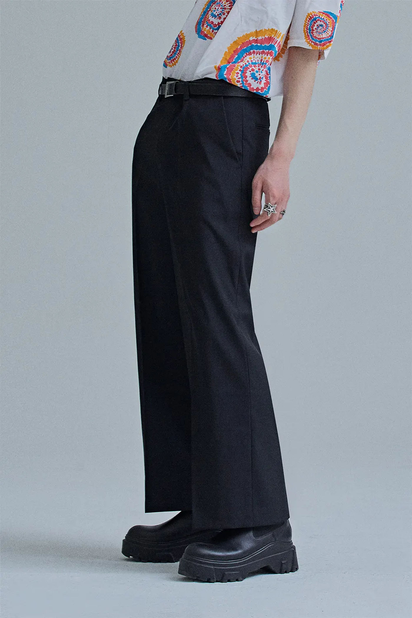 Description Picture 5 of itemMen's Trousers Spring And Autumn New Solid Color Simple Fashion High Waist Large Size Loose Trousers