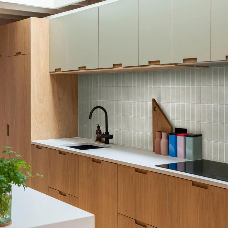 Description Picture 3 of item10pcs 3D Self-adhesive Wall Panels Peel and Stick Kitchen Tile Backsplash 3D Tile Sticker 30x30cm