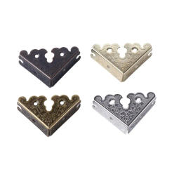 4Pcs Table Protection with Nails Jewelry Box Guard Decorative Protectors Furniture Hardware Corner Brackets Corner Protectors