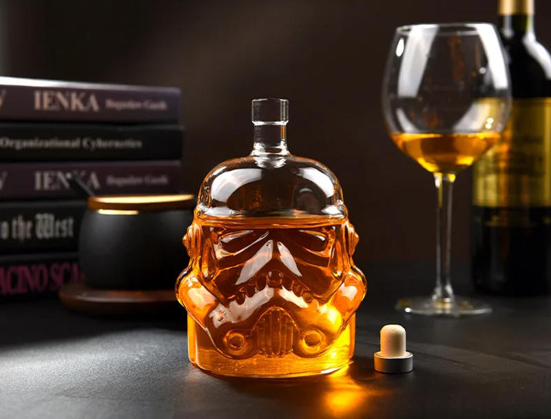 Description Picture 4 of itemGlass Whiskey Decanter Transparent Creative Flask Carafe for Wine Scotch Bourbon Vodka Star War Gift Package for Men