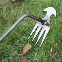 Hoe Weeding Artifact 4 teeth Grass Pot Soil Weeding Tool Manganese Steel Garden Hoeing Rake Land Herb Supplies Easily Pulled