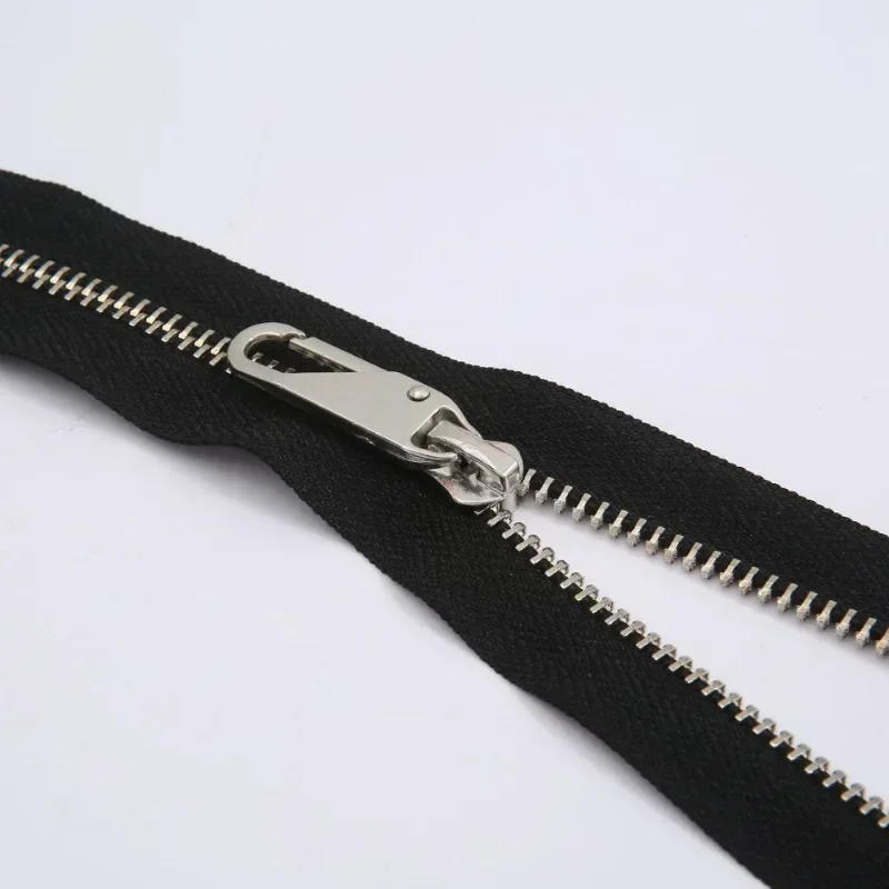 Description Picture 6 of item5Pcs Detachable Zipper Puller Metal Zipper Head Repair Kits Universal Replacement for Luggage Purse Bags Clothes Zipper Slider