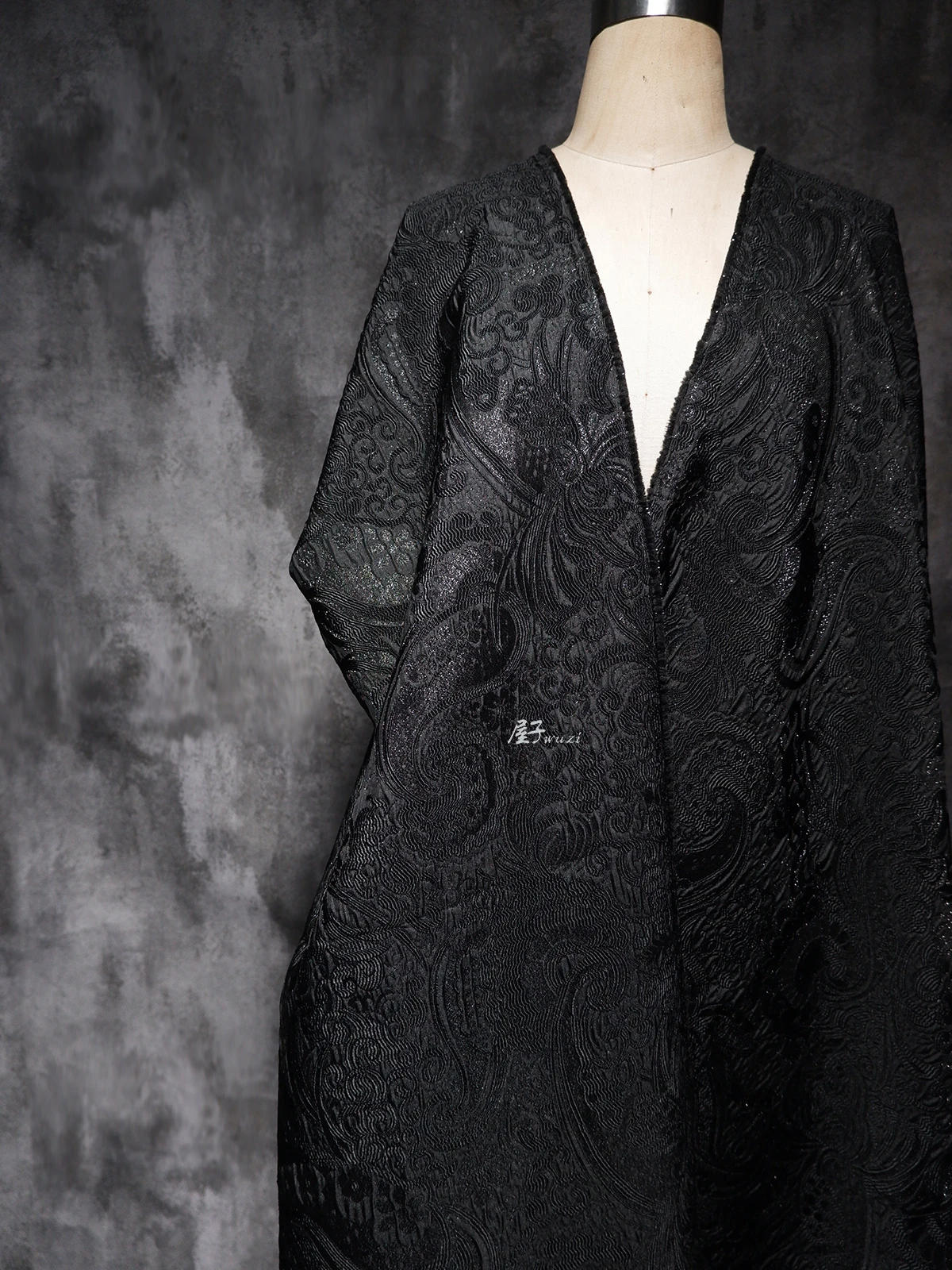 Description Picture 2 of itemJacquard Pattern Fabric for Clothing Outerwear Special Texture Designer Polyester Spandex Material Cloth Apparel Diy Sewing