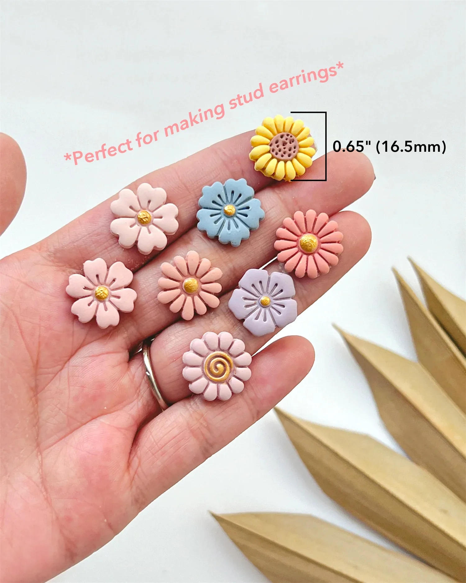 Description Picture 5 of itemDaisy Flower Earring Mold Polymer Clay Jewelry Pendants DIY Making Tools Soft Pottery Earrings Cutting Die 3D Clay Cutters
