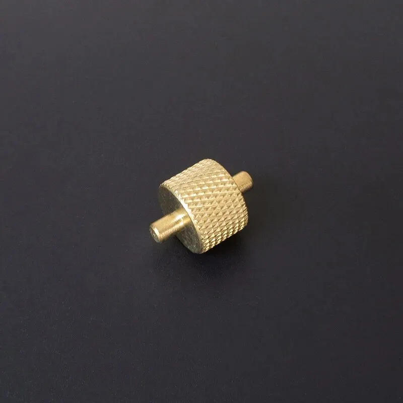 Description Picture 6 of item1 Set Pure Copper Leathercraft Carving Tools Leather Craft Edge Dye Oil Sew DIY Hand Sewing Sets Leather Making Tool 2 Rollers