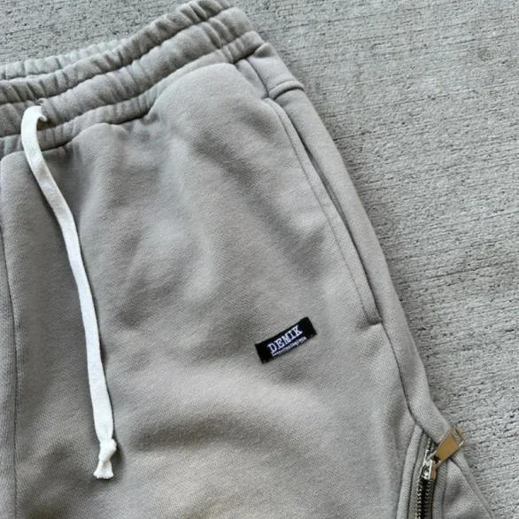 Slide c7a09a9d74b447eeac07cc4bbbbfdcbe