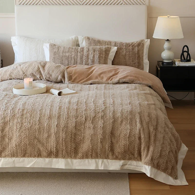 Description Picture 2 of itemTuscany faux fur Bed linen double comforter Bedding set Bed duvets cover Quilt beds cover full set sheets pillow cover