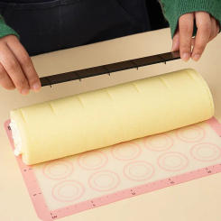 4pcs Cake Roll Ruler Cutter Specialized Uniform Division Mold Pastry Baking Kitchen Layering Tool03