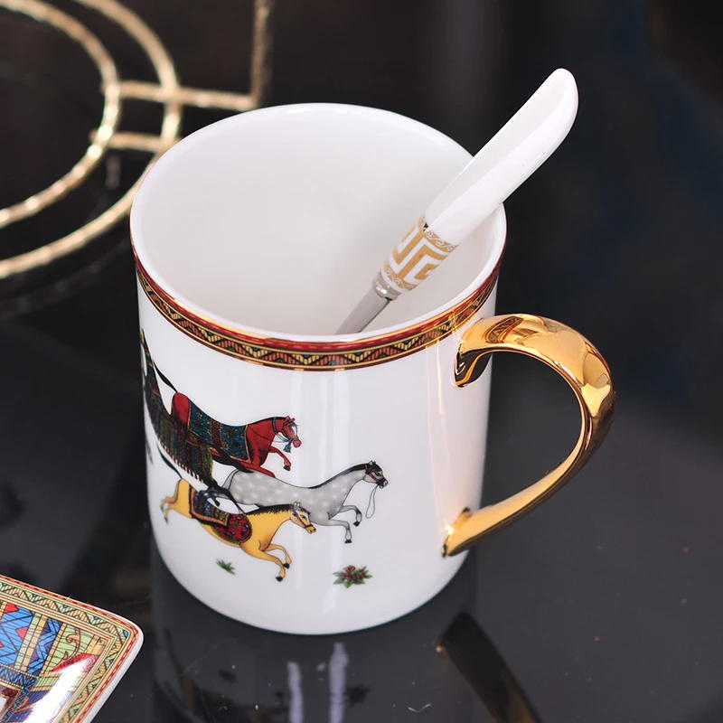 Description Picture 6 of itemCreative Retro Coffe Cups Set Ceramic Mug Porcelain Teaware Luxury Gift Bone China Wedding Decoration Drinkware Tea Cup Set