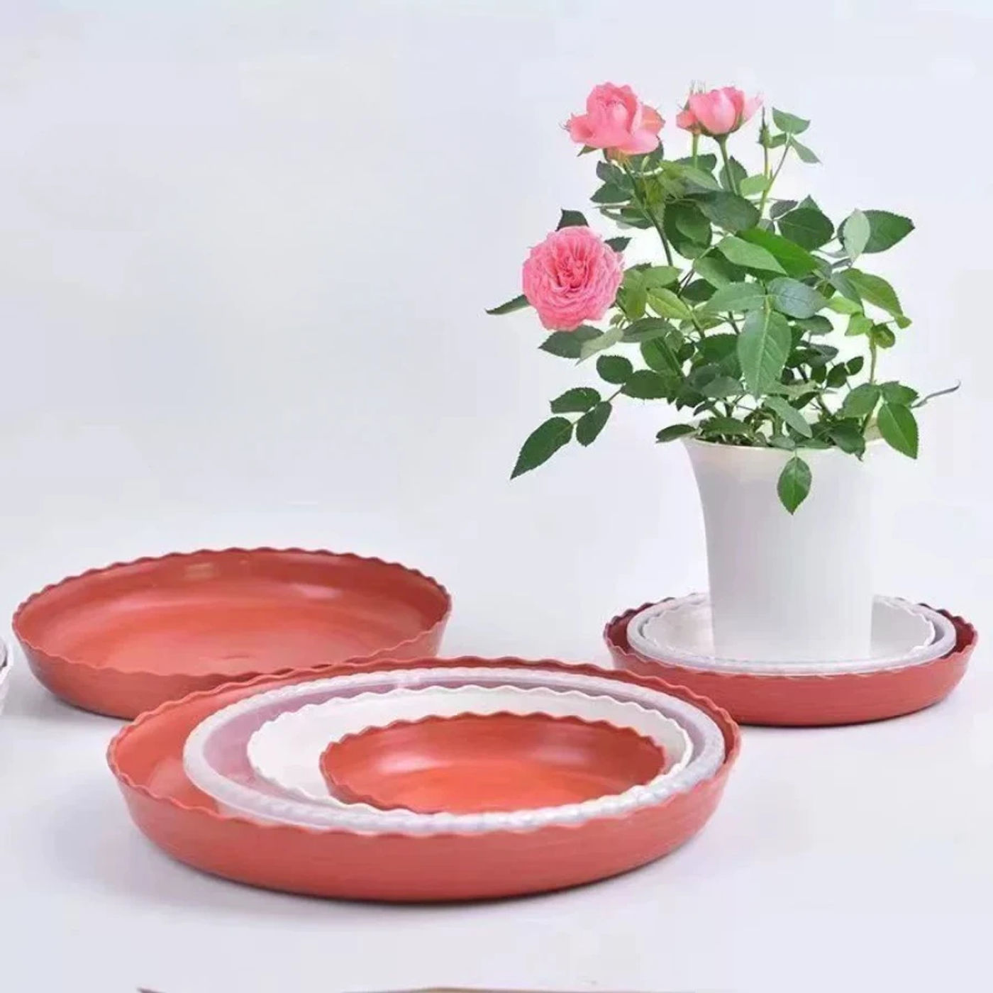 Description Picture 2 of itemPlastic Plant Saucer Thickened Pot Tray Garden Tools Flower Pot Base Plastic Planter Drain Trays Garden Supplies