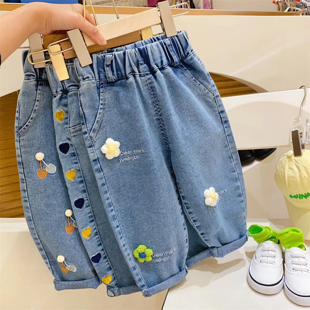 Description Picture 2 of item2025 New Spring and Autumn Girls' Harun Jeans, Korean Edition Fashion Pants for Middle and Small Children, Loose Casual Pants