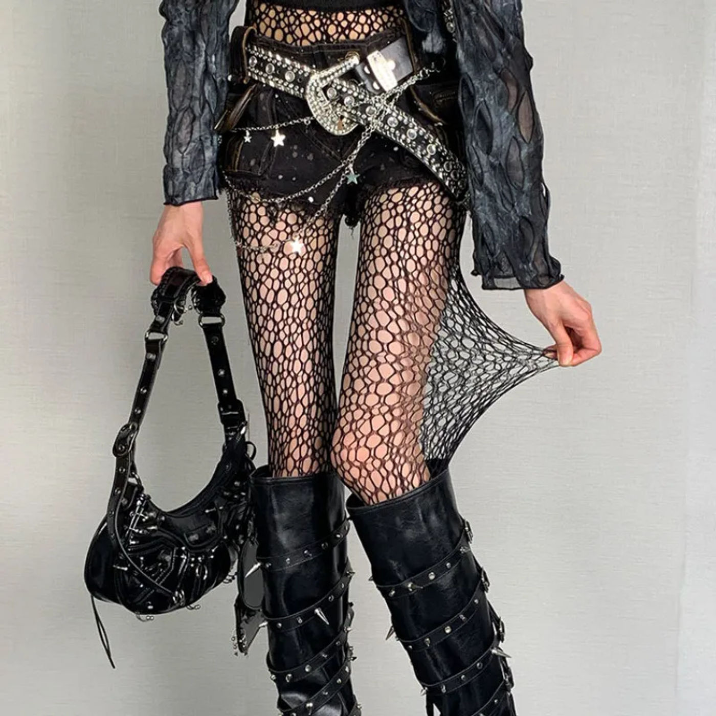 Description Picture 2 of itemWomen Sexy Tights Medium Grid High Waist Silk Stockings Punk Gothic Irregular Mesh Fishnet Hollow Out Pantyhose Subculture Black