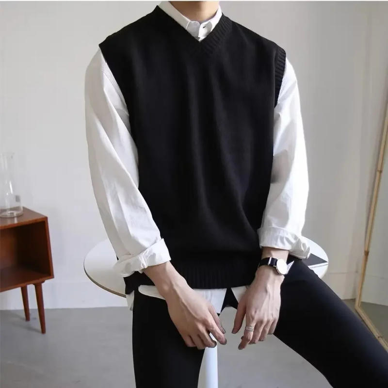 Description Picture 3 of itemAutumntrendy Brand Men's Sweater Vest V-neck Sleeveless Knit Shirt Casual Collection Shoulder Vest Fashion 2024 New Arrival