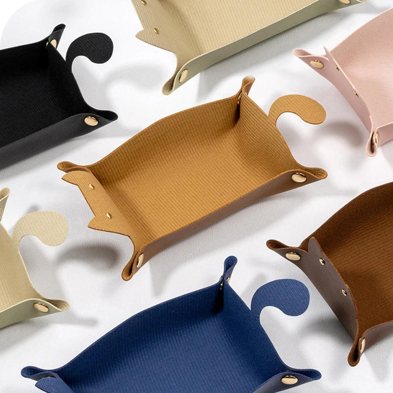 Description Picture 6 of item1PC PU Leather Hexagonal Folding Hexagon Dice Tray Box Dice Game Cat-shape Tray for RPG DnD Game Dice Storage Table Board Games