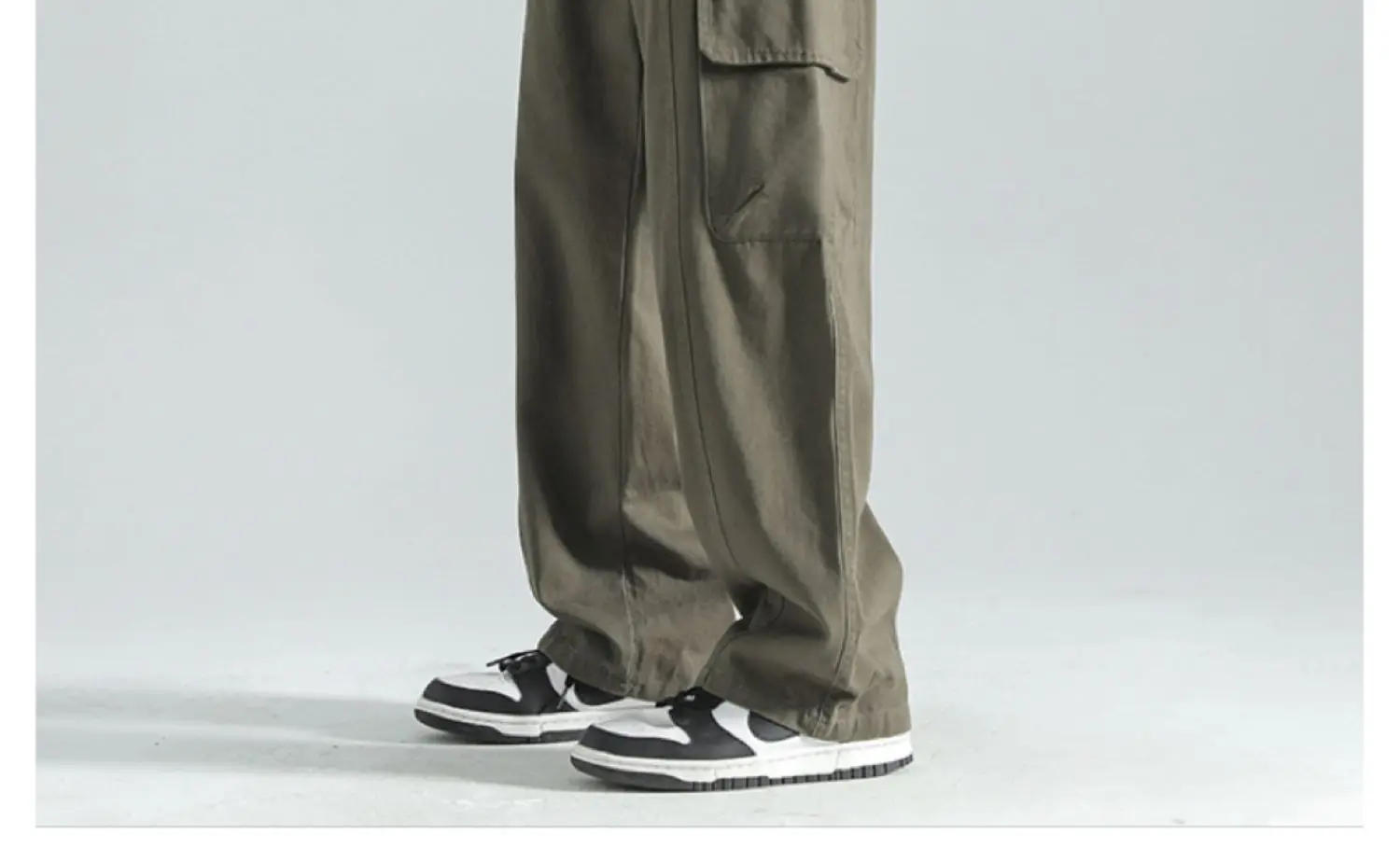 Description Picture 6 of itemOversized Casual Trousers Men's Sweatpants Korean Straight-leg Loose Trousers Plus Size Men Clothing Fashion Streetwear Z94