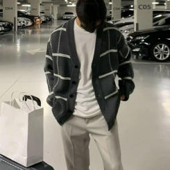 Men Vintage Knitwear Cardigan Plaid Pattern Cardigan Men's V-neck Plaid Print Cardigan Sweater Coat for Autumn Winter Vintage