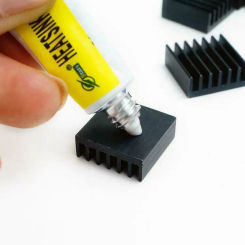 [Buy 3 Take 3] Circuit Board Adhesive 5G Thermal Conductive Heatsink Viscous Adhesive Glue Compound Glue CPU Heat Sink Sealant