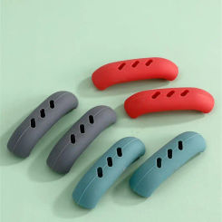 2/4Pcs Silicone Pan Handle Cover Heat Insulation Covers Pot Ear Clip Non-slip Steamer Casserole Pan Handle Holder Kitchen Tools