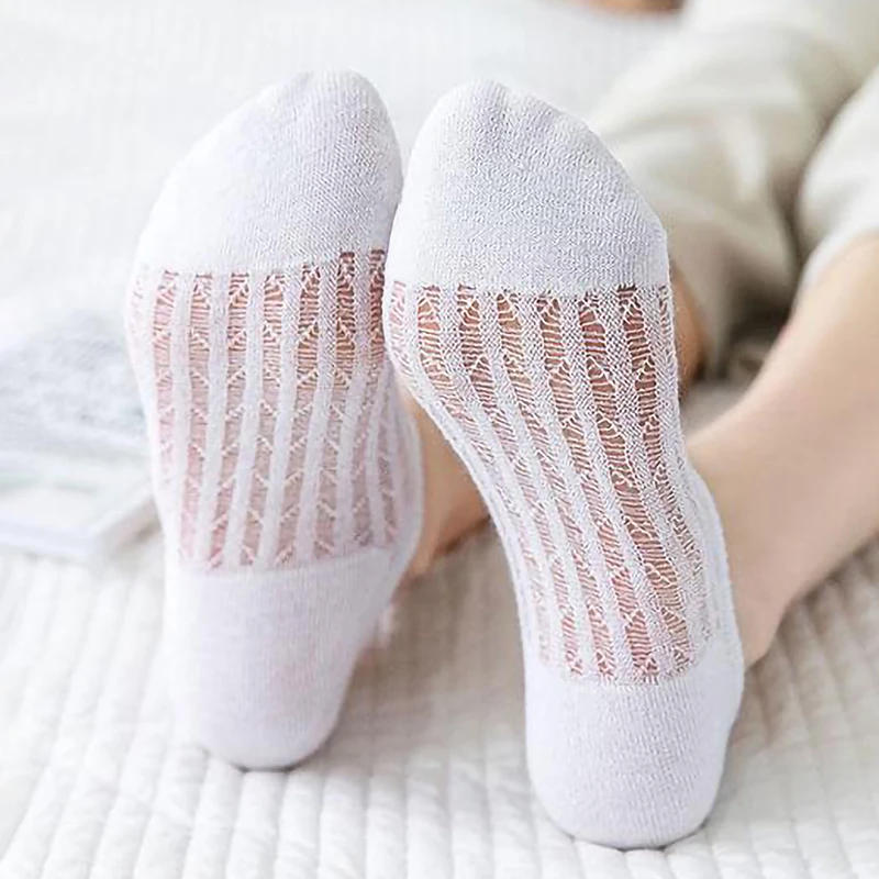 Description Picture 6 of item5 Pairs Summer Women Mesh invisible Socks Solid Breathable non-slip Low Cut Socks Thin Female Slipper No show Socks