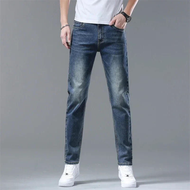 Description Picture 4 of item2024 Fashion Men's Stretch Retro Blue Jeans Business Straight Leg Loose Classic Jeans Casual Denim Long Pants All Match Trousers