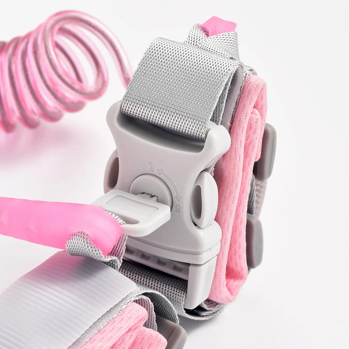 Description Picture 3 of itemBaby Safety 2M Anti Lost Traction Rope for Kids Wristband Lock and Key Safety Traction Belt for Children Travel Outdoor